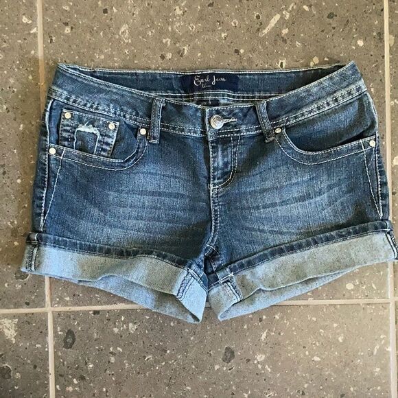 Earl Jean Blue  Distressed Jean shorts sz-11 - Picture 5 of 6